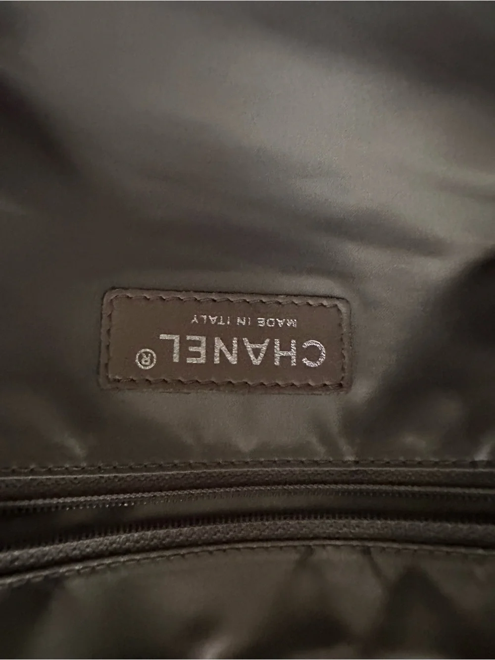 CHANEL bag white